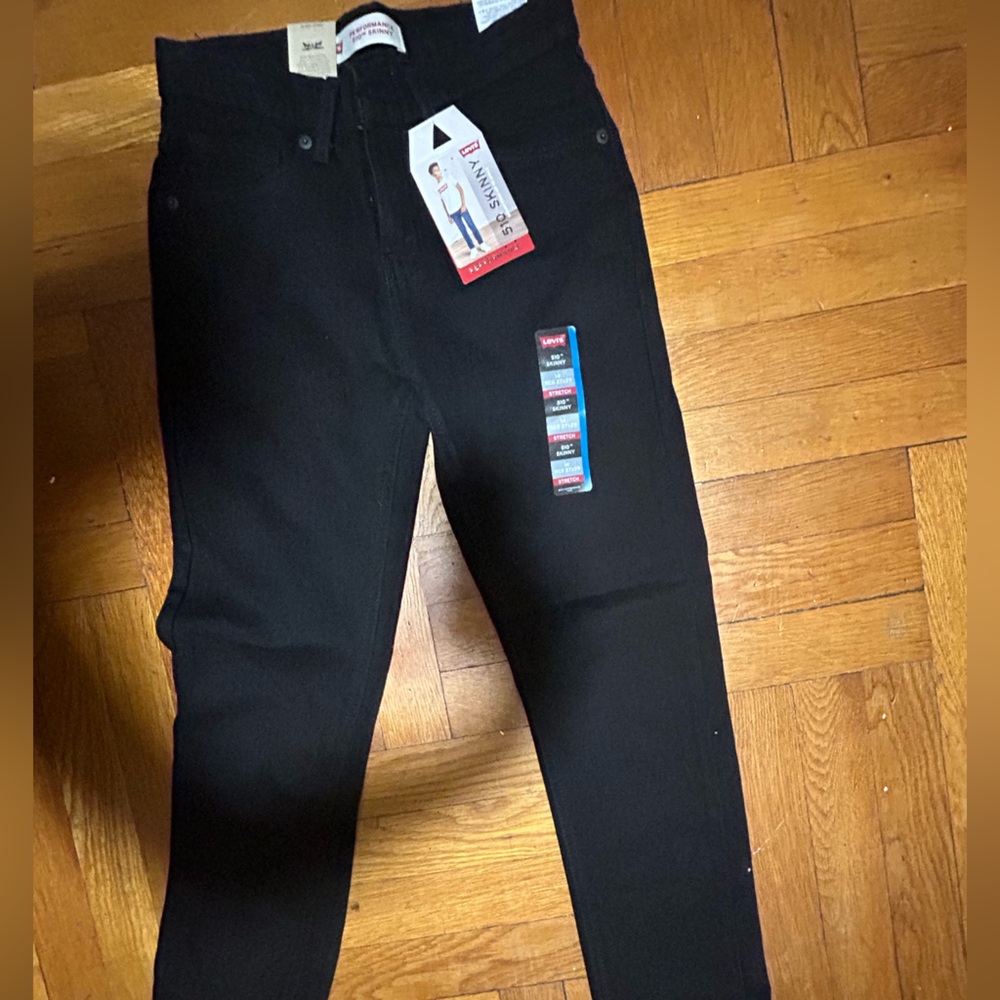 Levi’s Straus  size 14 Skinny